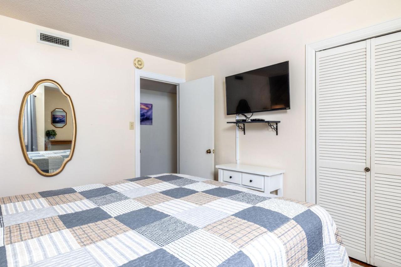 Wow Views!!-Mountain Escape-Outdoor Pool-Close To Downtown-Wifi-Cable-Private Balcony Gatlinburg Exterior foto